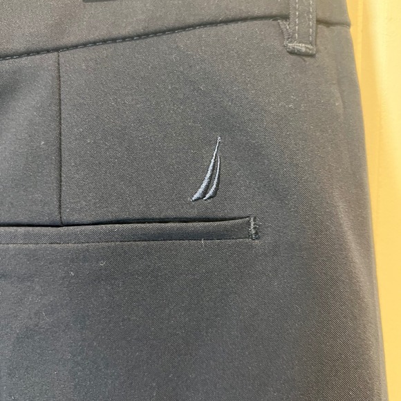 Nautica Jeans Womens Navy Blue Flat Front Pleated Golf Shorts Size 14 - Picture 4 of 6